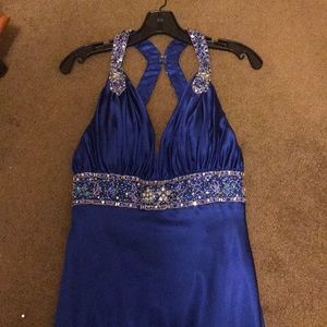 Cache size 10 royal blue gown.